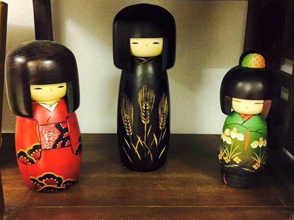 TOP 10+ đặc sản Nhật Bản mua về làm quà mà du khách không nên bỏ qua 17 Búp bê Kokeshi