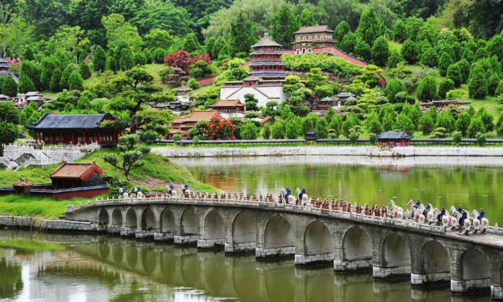 Công viên Cẩm Tú Trung Hoa (Splendid China Folk Village) 