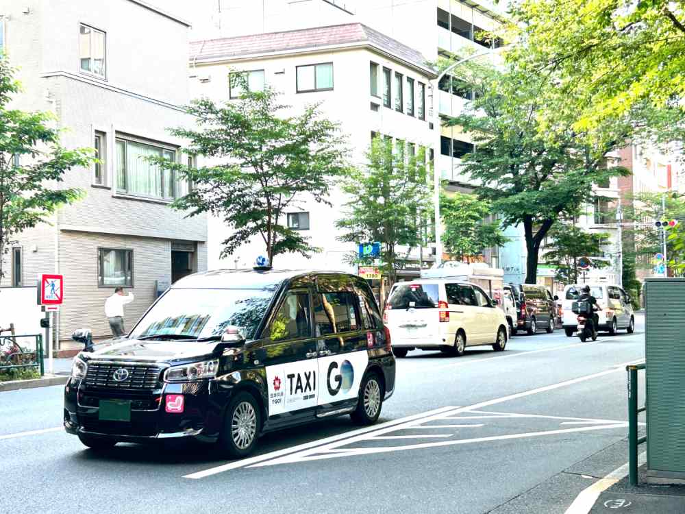 Taxi ở Nhật Bản có đắt không? 9 cách đi taxi tiết kiệm và tránh phụ phí 20 Chuẩn bị kết nối internet khi đi taxi