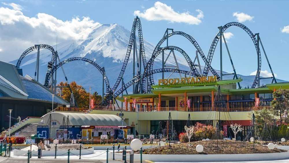 Fuji-Q Highland: công viên cảm giác mạnh kết hợp ngắm núi Phú Sĩ