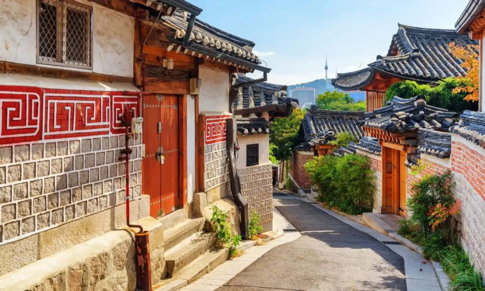 15 địa điểm du lịch Seoul không thể bỏ qua trong năm 2026 6 hình ảnh Làng cổ Bukchon Hanok