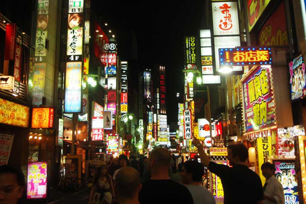 Roppongi – Khu phố đêm quốc tế