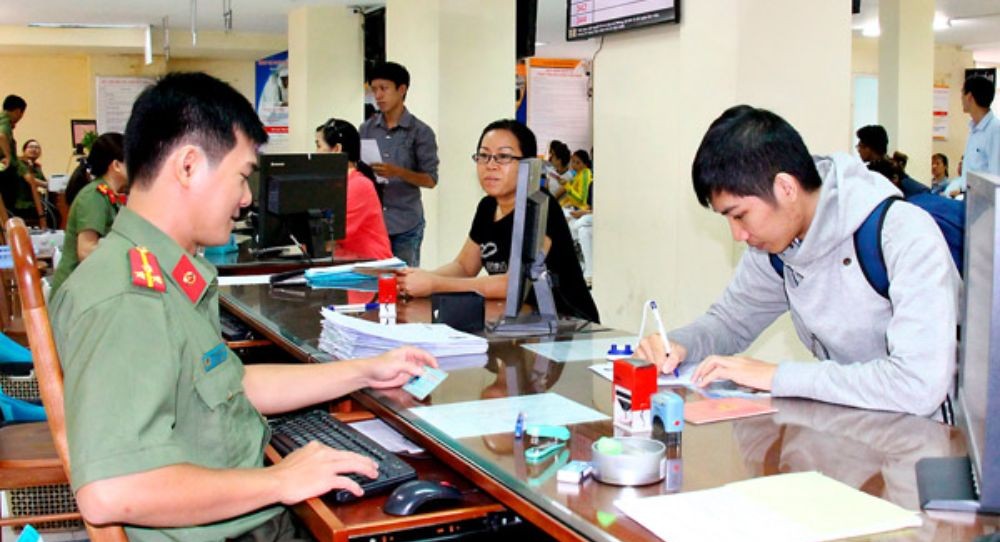 Làm hộ chiếu