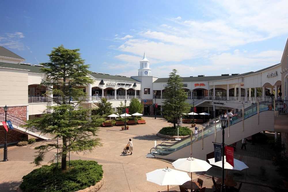 Rinku Premium Outlets 