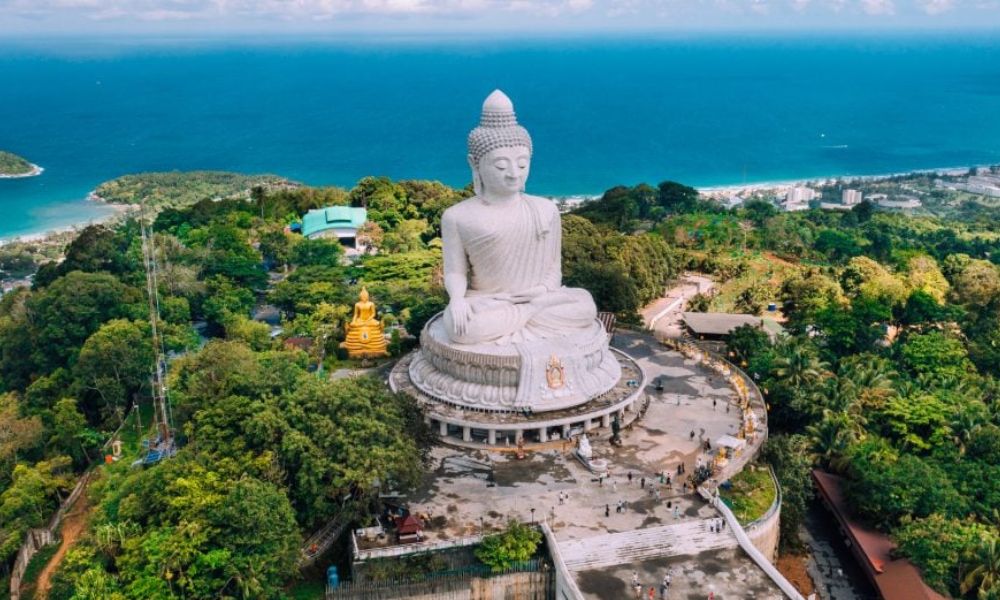 Tượng Phật lớn