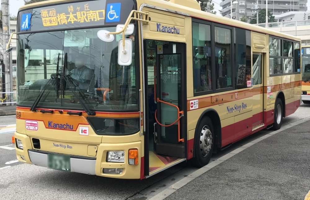 Xe bus – Phương tiện linh hoạt và tiết kiệm chi phí