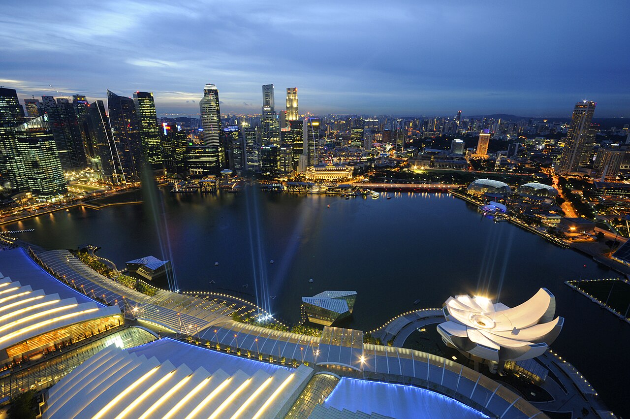 Marina Bay Singapore skyline at dusk